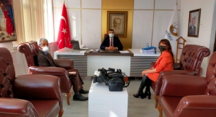 Egem TV'den Karahallı Kaymakamı Muhammet Zencirli'ye hoş geldiniz Ziyareti.