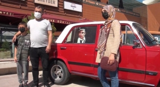 Klasik araçlar tutkunları nostalji rüzgarı estirdi.