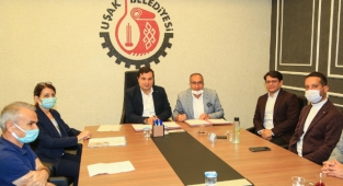 Uşak Belediyesi'nden Personel Maaşlarına Zam.