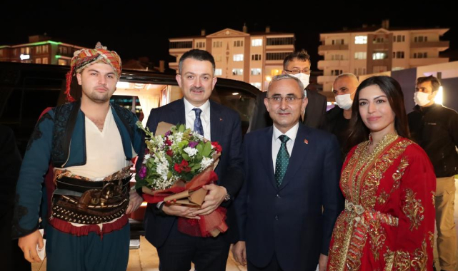 Bakan Pakdemirli Kütahya Belediyesi'nde