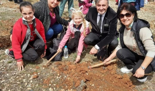 Uşaklı minikler geleceğe nefes oldu