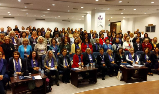 14. EGE KADIN BULUŞMASI DENİZLİ'DE TOPLANDI