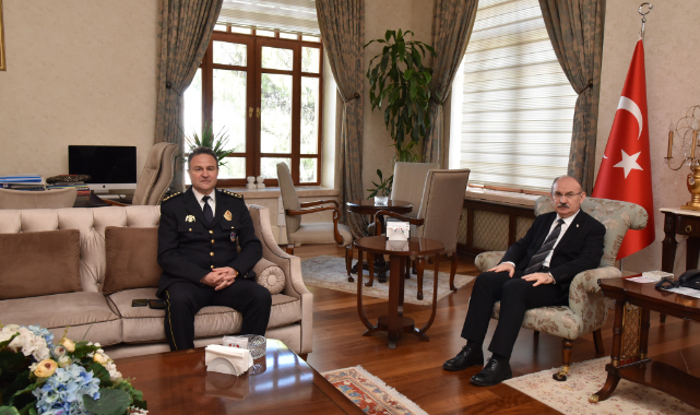 Manisa'nın yeni İl Emniyet Müdürü Mesut Gezer göreve başladı
