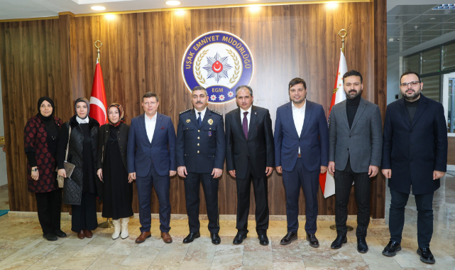 Uşak Belediye Başkanı Mehmet ÇAKIN, Uşak İl Emniyet Müdürü Ayhan KARADUMAN’a hayırlı olsun ziyaretinde bulundu.