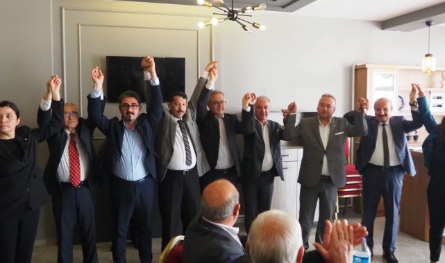 İYİ PARTİ MİLLETVEKİLİ DURMUŞ YILMAZ 'BU SEÇİMLER YA İSTİKLAL YA İZMİHLAL SEÇİMİDİR'