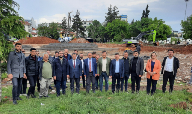 Uşak Millet Bahçesinde çalışmalar devam ediyor
