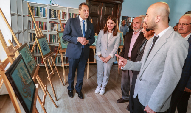Uşak Belediye Başkan Vekili Zeynep Ceylaner Geleneksel Türk Sanatları Sergisine Katıldı