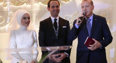 UŞAK' IN ENİŞTESİ , BAKAN OLDU.