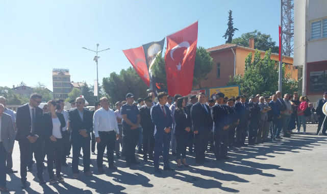 19 EYLÜL GAZİLER GÜNÜ EŞME'DE YAPILAN TÖRENLE KUTLANDI