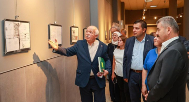 ETEM TEM FOTOĞRAF SERGİSİ VE OSMANLI BELGELERİYLE UŞAK SERGİSİ AÇILDI