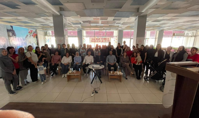 1-7 Ekim Tarihleri Arası Emzirme Haftası Nedeniyle Eşme'de Annelere ve Gebelere yönelik Eğitim Programı Düzenlendi