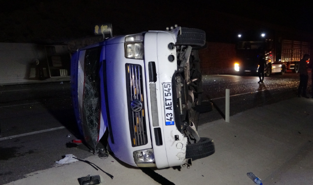 Uşak'ta iki işçi servisi çarpıştı: 28 yaralı