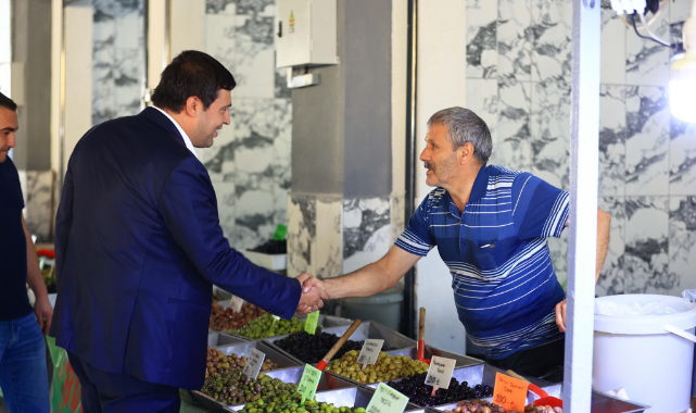 Uşak'ta Karaağaç Kapalı Pazaryeri hizmet vermeye başladı
