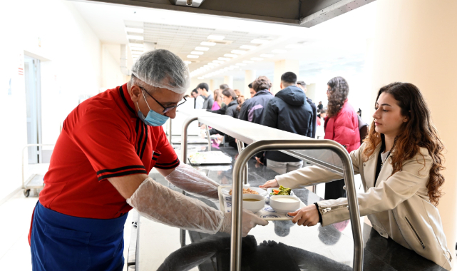 Uşak Üniversitesinden yemek menülerinde bir ilk daha