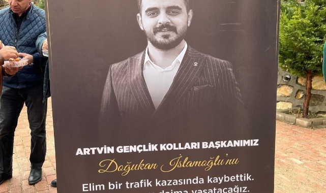 Ak parti Uşak Gençlik Kolları, Doğukan İslamoğlu için lokma dağıttı