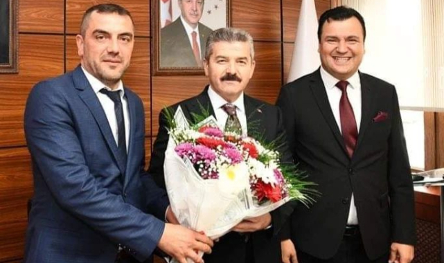 Ulubey Belediye Başkanı Veli Koçlu, Uşak Valisi Dr.Turan Ergün'ü Ziyaret Etti