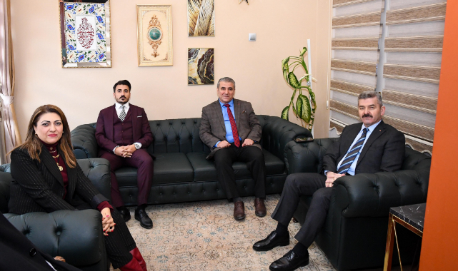 UŞAK VALİSİ DR. TURAN ERGÜN EGEM TV' Yİ ZİYARET ETTİ.