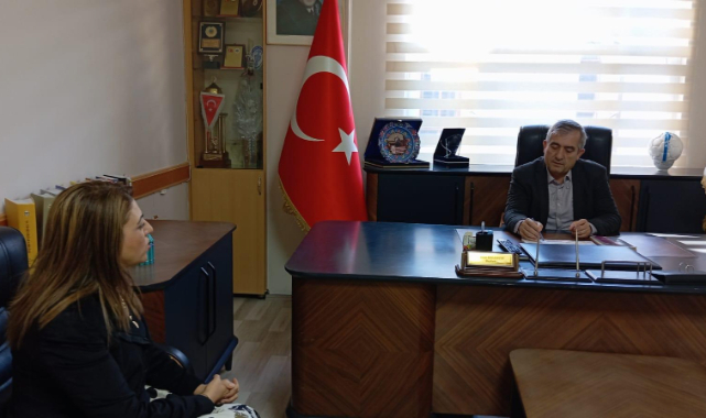 Önce Uşak Platformu Büyüyor. Egem Tv Genel Müdürü Utku Demiröz Uşak Amatör Spor Kulübü Federasyonu Başkanı Osman Kocabıyık'ı Ziyaret Etti