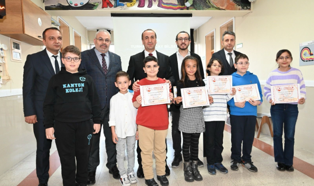 Uşaklı 8 öğrenciden dünya derecesi