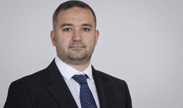 UŞAK ÖZEL KANYON KOLEJİ'NİN KURUCULARINDAN VE SAHİPLERİNDEN OLAN OP.DR. HATİCE KARAHAN VE PROF.DR. SERVET RÜŞTÜ KARAHAN'IN OĞLU OLAN FATİH KARAHAN TC. MERKEZ BANKASI BAŞKANI OLDU. UŞAKIMIZA BİR GURUR DAHA YAŞATTI.