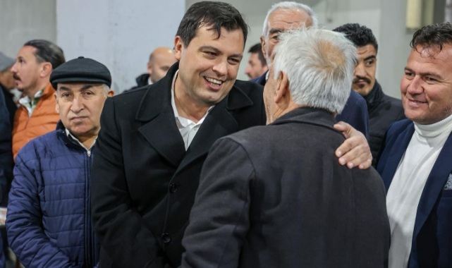 Uşak Belediye Başkanı ve AK Parti Uşak Belediye Başkan Adayı Mehmet Çakın Elmalıdere Mahallesinde İftar Programı Düzenledi