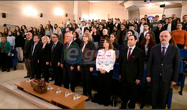 Uşak Üniversitesi Rektörü Savaş;