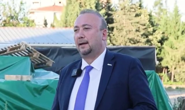 Uşak Belediye Başkanı Özkan Yalım, AK Parti Uşak Milletvekili Op.Dr. İsmail Güneş'e