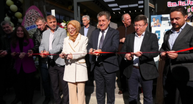 Maliye Bakan Yardımcısı ABDULLAH CANTİMUR, Ferah Eczanesi'nin açılışını gerçekleştirdi.