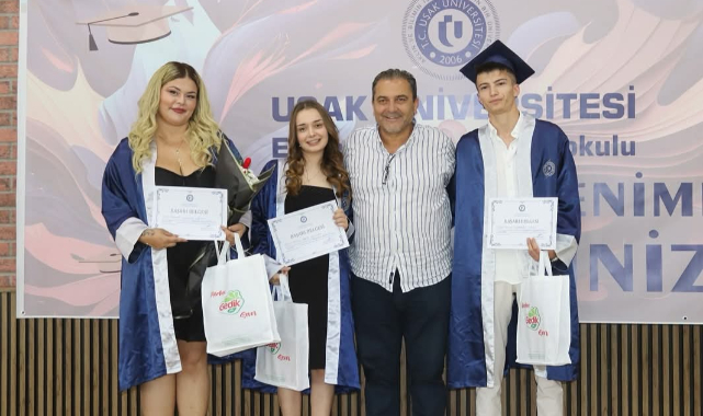 Uşak Üniversitesi Eşme MYO’da Mezuniyet Coşkusu Uşak Üniversitesi Eşme Meslek Yüksekokulu 2024 - 2025 Akademik Yılı Mezuniyet Töreni