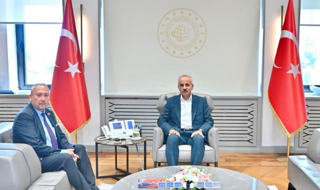 Başkan Özkan Yalım’dan Ulaştırma ve Altyapı Bakanı Uraloğlu’na Ziyaret