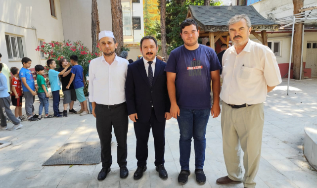 Uşak Kent Konseyi Başkanı’ndan Yaz Kur’an Kurslarına Anlamlı Ziyaret