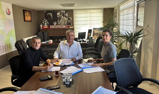 UŞAK BELEDİYE MECLİS ÜYESİ VE UŞAK SMMM ODASI BAŞKANI UĞUR ALBAYRAK BELEDİYENİN 2026 YILI BÜTÇESİ ÖNCESİ ZİYARETLERİNE DEVAM EDİYOR.