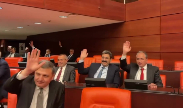 AK Parti Uşak Milletvekili Op. Dr. İsmail Güneş’ten Uşak Üniversitesi Bütçesi Açıklaması