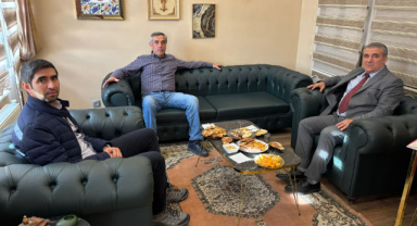 İLİMİZİN VE ÜLKEMİZİN GURUR KAYNAGI VE EN BÜYÜK ŞİRKETLERİNDEN OLAN, GEDİK TAVUKCULUK SAHİPLERİ OSMAN GEDİK VE YAGIZ GEDİK, EGEM TV SAHİBİ SONER DEMİRÖZ'Ü EGEM TV BİNASINDA ZİYARET ETTİ.