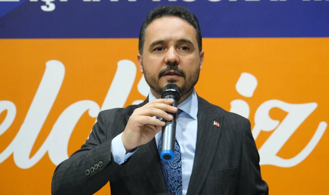 AK PARTİ İL BAŞKANI HİMMET YAŞAR, UŞAK BELEDİYESİNE YAPILAN OPERASYONLARIN, ŞİKAYETCİSİ, İHBARCISI VE TANIGI KENDİ İÇLERİNDEN VE BARİZ ŞEKİLDE SUÇLU OLDUKLARI GÖZÜKMEKTEDİR, DEDİ.