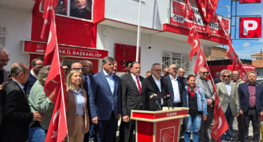 CHP UŞAK İL TEŞKİLATI’NDAN GÖZALTILARA TEPKİ: “BU DURUM HALKIN İRADESİNE MÜDAHALEDİR”
