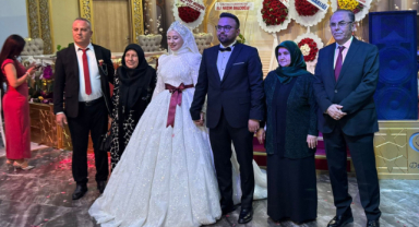 UŞAK İL DEFTERDARI YÜKSEL ERTEKİN'İN MUTLU GÜNÜ. DEFTERDAR YÜKSEL ERTEKİN OĞLUNU EVLENDİRDİ..