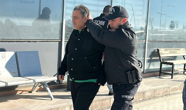 Eşme Belediye Başkanı Tozan ve 2 belediye personeli tutuklandı