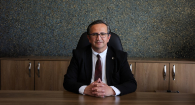 Uşak Belediyesi’nde Önemli Görevlendirme: TBMM,Tapu ve Kadastro, Üniversite gibi bir çok konumda görev yapmış,Tecrübeli bir isim olan, Ahmet Kurtuluş Özel Kalem Müdürü Oldu.