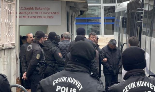 Uşak Belediyesine yönelik operasyonda gözaltına alınan şüpheliler adliyeye sevk edildi