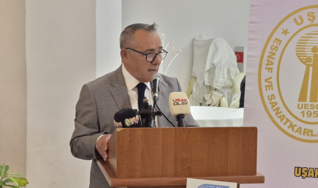 Esnaf ve Sanatkarlar Odaları Birliği Başkanı Atalay Savaş, Genel Kurulda Güven Tazeledi