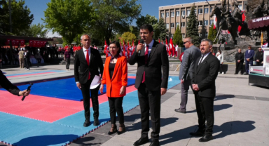 Uşak'ta 19 Mayıs Atatürk'ü Anma, Gençlik ve Spor Bayramı coşkuyla kutlandı.