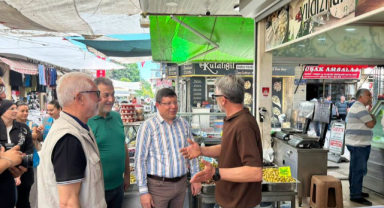 AK PARTİ MİLLETVEKİLİ AV. FAHRETTİN TUĞRUL,UŞAK CADDE VE SOKAKLARINDA...