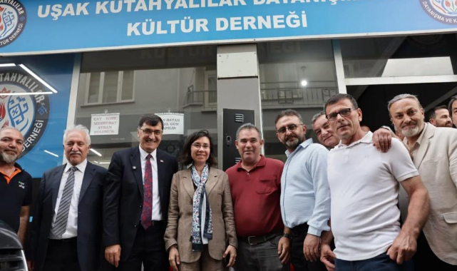 Kütahya Belediye Başkanı Eyüp Kahveci, Uşak’taki Kütahyalılarla bir araya geldi