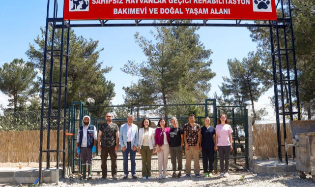 Uşak Belediyesi Başkan Vekili Özkan'dan hayvan bakımevine ziyaret