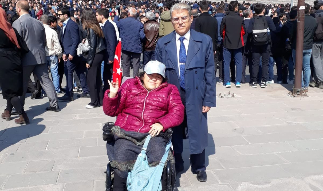 UŞAK'IN TANINMIŞ VE SEVİLEN İSİMLERİNDEN, MHP ESKİ MYK ÜYESİ VE TBMM GRUP MÜDÜRÜ HÜSEYİN HÜSNÜ UĞUR'UN KIYMETLİ EVLADI, ALMİRA HAKKA YÜRÜDÜ. 