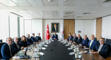 Uşak İş Dünyası Temsilcilerinden Merkez Bankası Başkanı Dr. Fatih Karahan’a Ziyaret