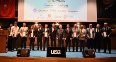 ​Uşak'ta Genç Girişimciler Geleceğe Işık Tutuyor