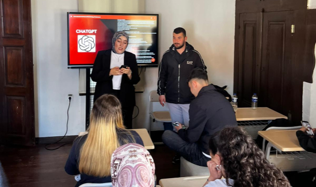 Uşaklı Gençler Yapay Zekâ ile Tanıştı