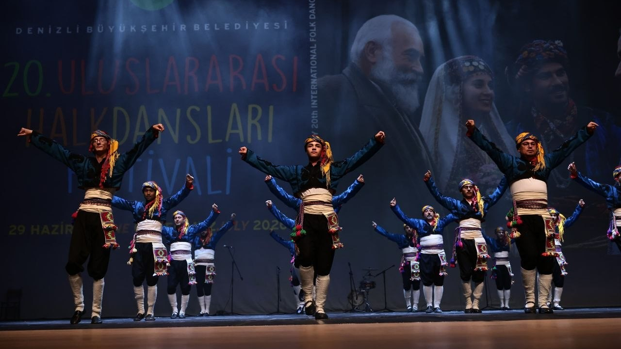 Dünyanın Bütün Renkleri Denizli'de Buluştu